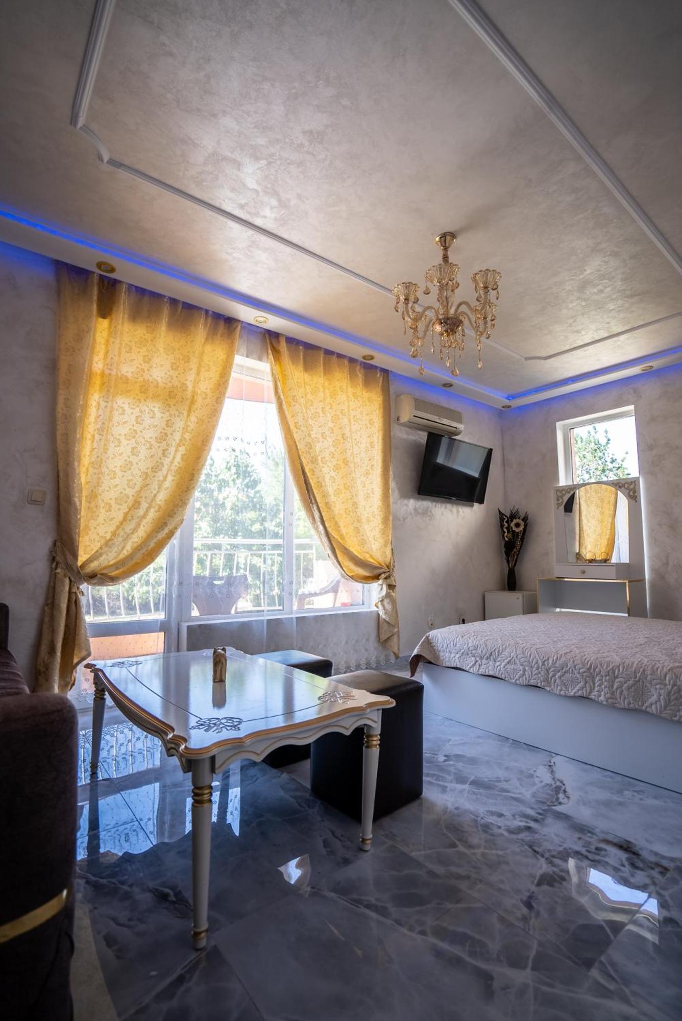 Ar Luxury Apartments Ravda Luaran gambar