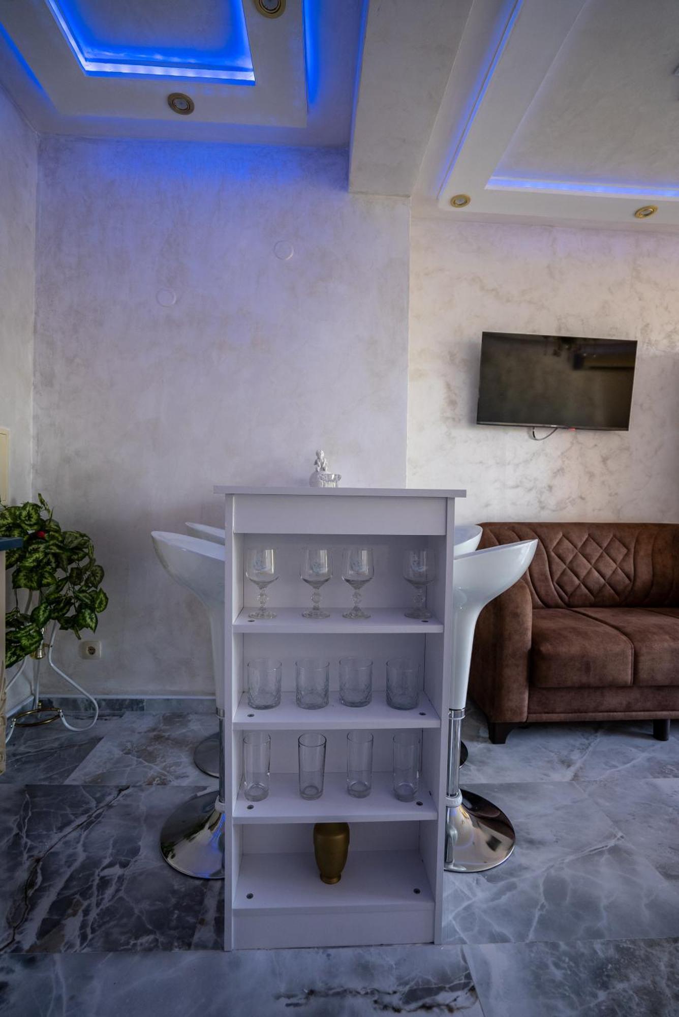 Ar Luxury Apartments Ravda Luaran gambar