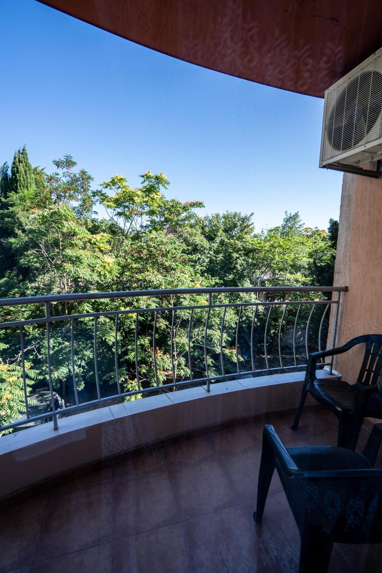 Ar Luxury Apartments Ravda Luaran gambar