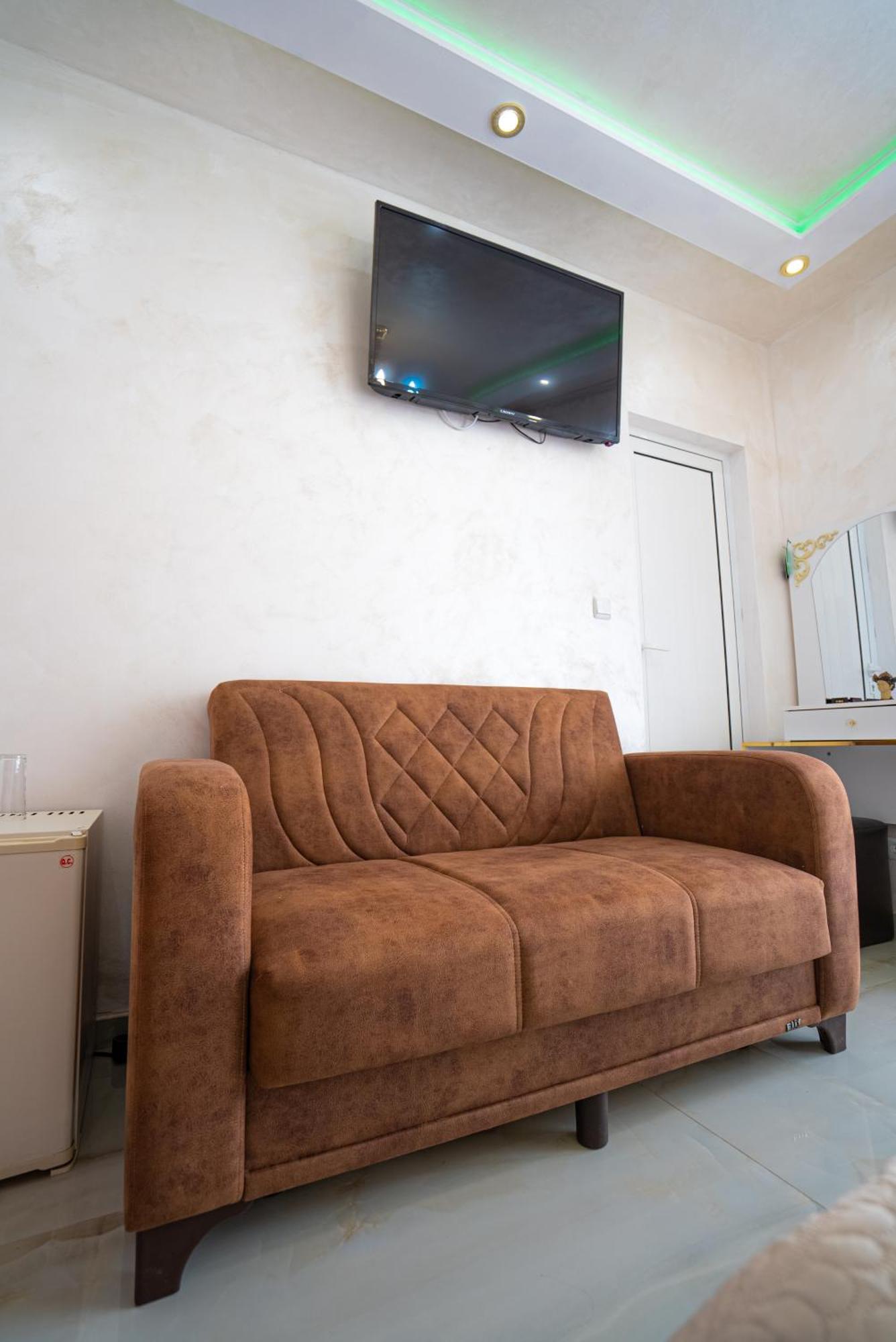 Ar Luxury Apartments Ravda Luaran gambar